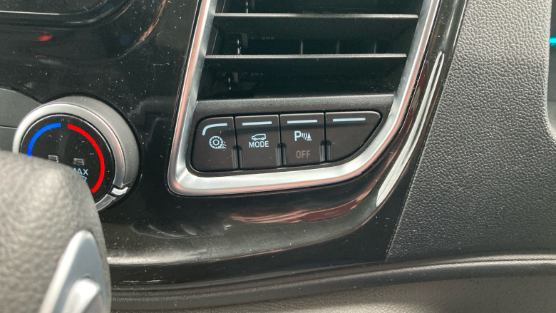 Ford Transit Custom 340 L1 Diesel Fwd 2.0 EcoBlue 170ps Low Roof Limited Van Auto